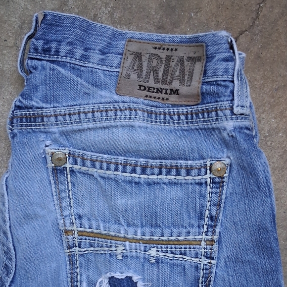 Ariat Relaxed Fit Lowrise Distressed Bootcut Men's Jeans Western Workwear 31X34 - Picture 2 of 7